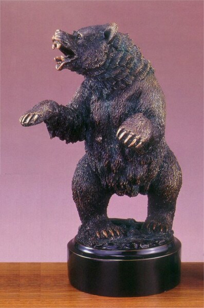 Bear sculpture with detailed features Figurine Artwork Wildlife Decor